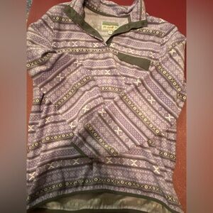 Jachs Lavender and gray cabin Pullover